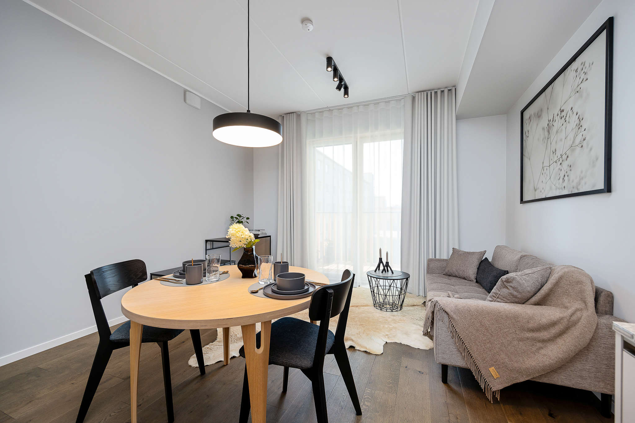 aknakatted-soogituba-kardinad-modernne-kodu-5.jpg aknakatted-soogituba-kardinad-modernne-kodu-5.jpg