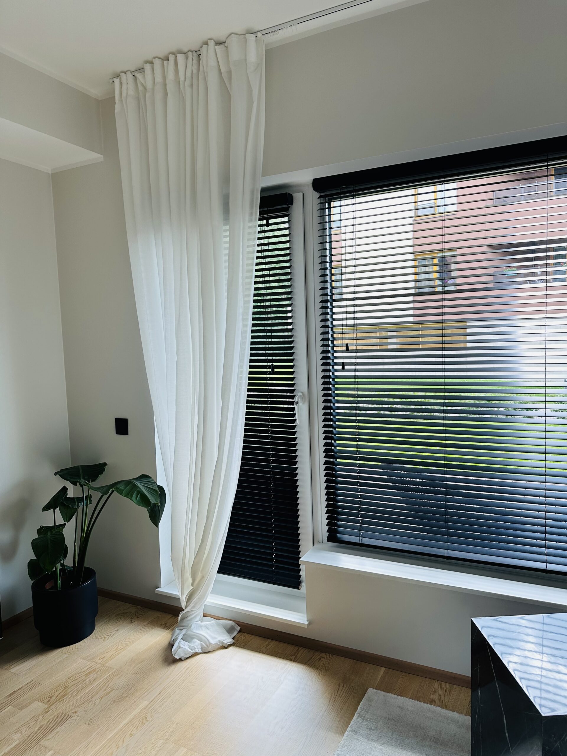 ribakardinad-puit-modernne-interjoor ribakardinad-puit-modernne-interjoor