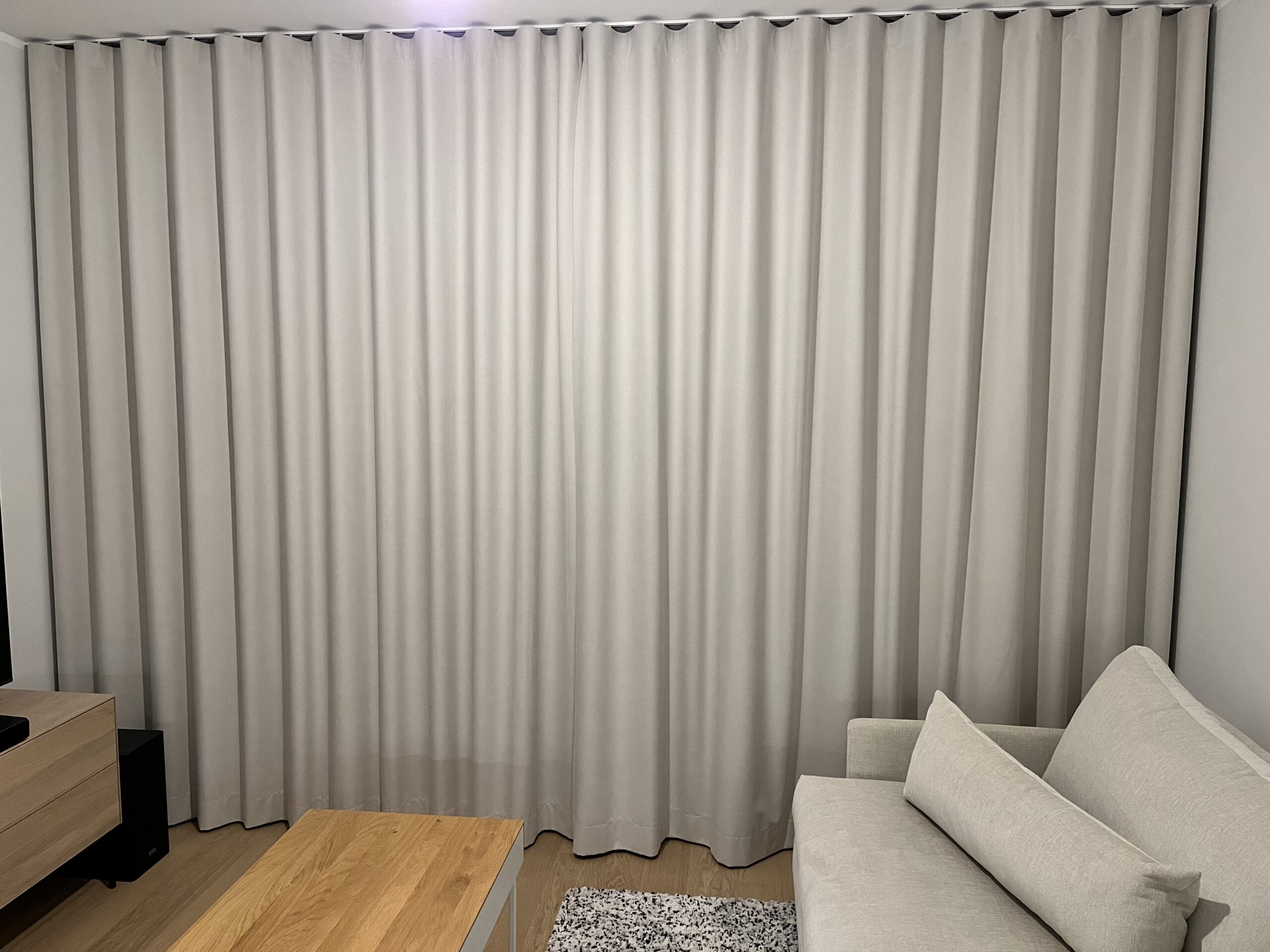 elutoa-kardinad-moodu-jargi-modernne-sisekujundus